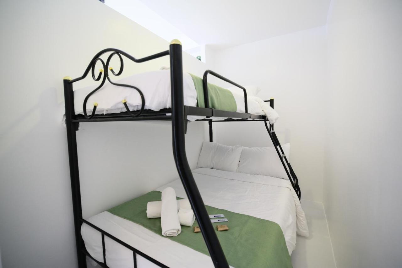 La Bella Boutique Hotel Tagaytay City Exteriör bild